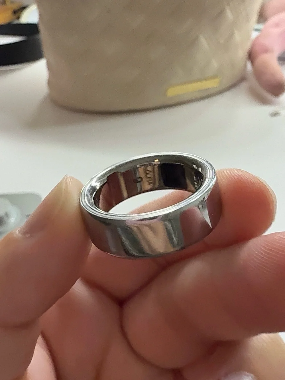 Oura Ring Gen 4 - Size 9